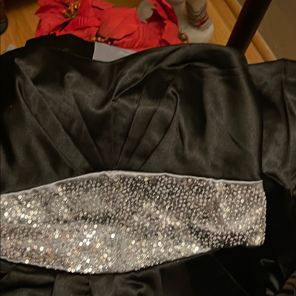 Black strapless dress